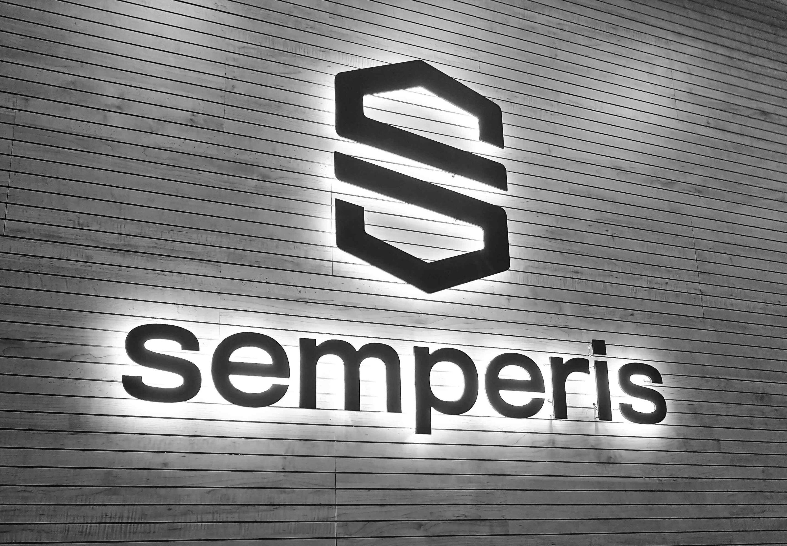 www.semperis.com